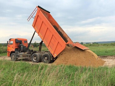 Продажа и доставка песка, щебня