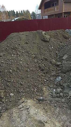 Вывоз строительного мусора (грунта)