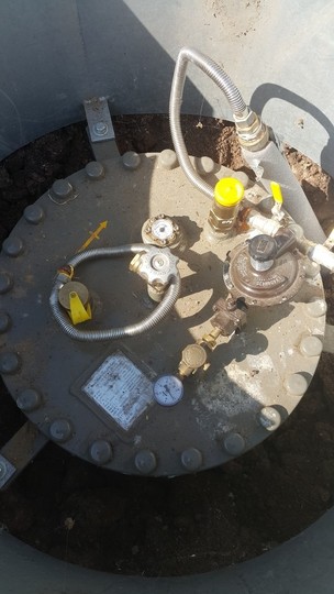 Заправка газгольдера. Доставка газа