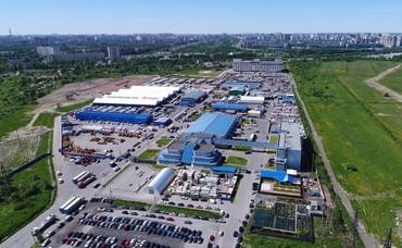 Стоянка для грузовиков и техники