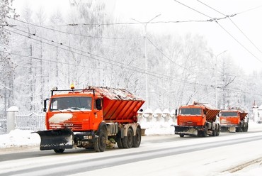 Уборка снега техникой