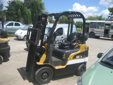Погрузчик CATERPILLAR-Япония в наличии г.Ставрополь 335т.р.