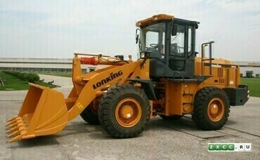 Уборка снега зимой