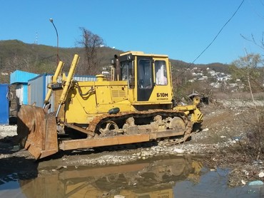 Komatsu, SHANTUI, ЧТЗ Б10