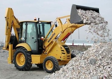Komatsu WB93R5