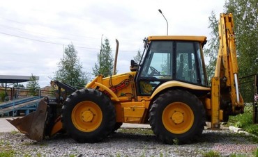 JCB-4CX