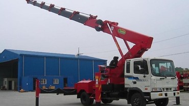 ISUZU