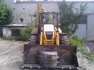Komatsu WB 97S-5