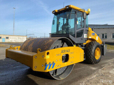 XCMG XS143