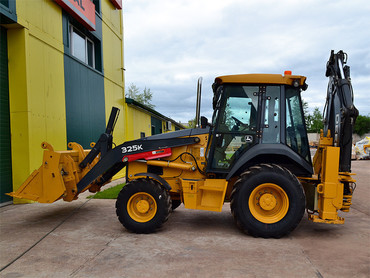 JOHN DEERE