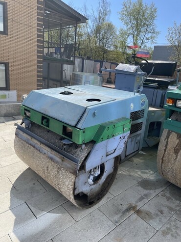 Komatsu
