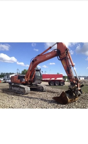 Hitachi 230
