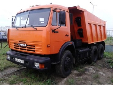 Dump truck
