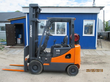 Daewoo Doosan G15-S