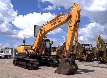 HYUNDAI R210