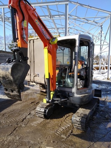 Hitachi AX 27U