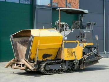 Volvo 2820