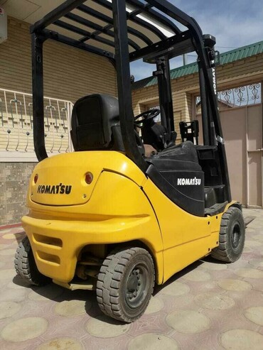 Komatsu FB15-12
