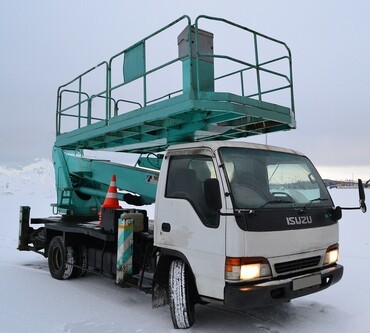 ISUZU