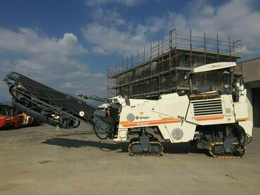 Wirtgen W120F
