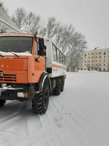НефАЗ-4208
