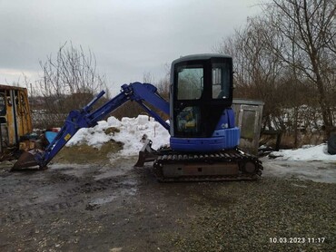 Komatsu pc38