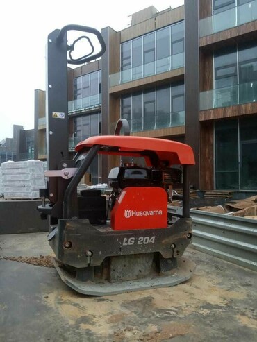 HUSQVARNA LG 204