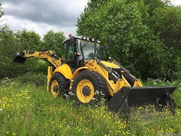 New Holland B115B