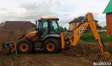 JCB 446, Case