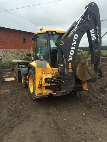 VOLVO BL61B