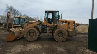 SDLG LG935N