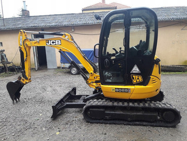 JCB