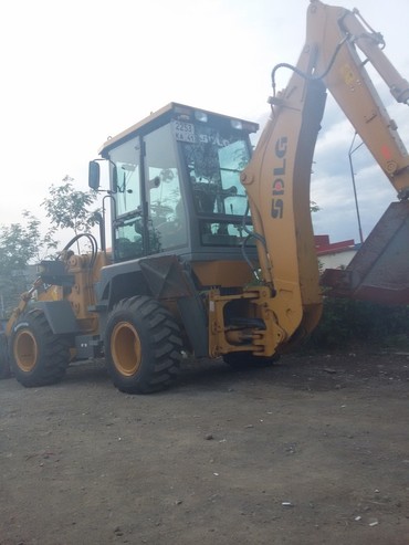 SDLG B 680