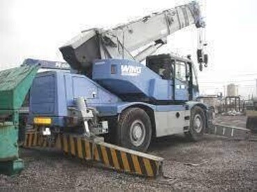 KOMATSU, Kobelco