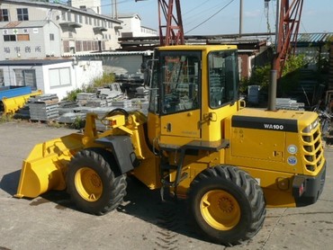 Komatsu WA100-3