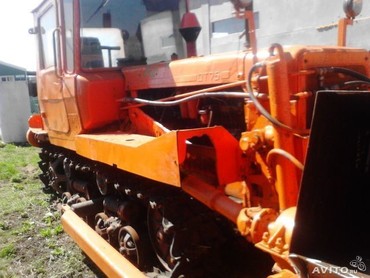 ДТ-75, ДЭ-220 ДЭ-220