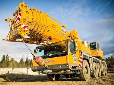 LIEBHERR LTM 1220