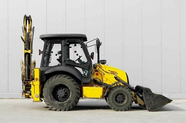 New Holland B80B