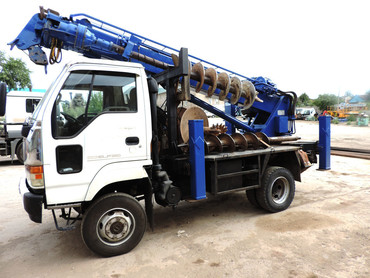 ISUZU