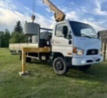HINO 300