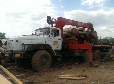 Урал-5557