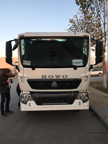 Воровайка T5G 4×2 ZZ5167JSQM501GE1 T5G