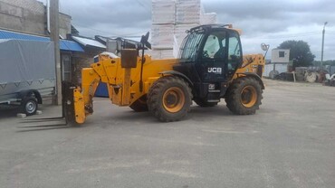 JCB