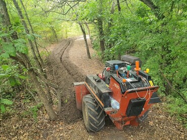 Ditch Witch 1820