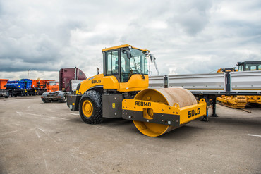 SDLG RS8140