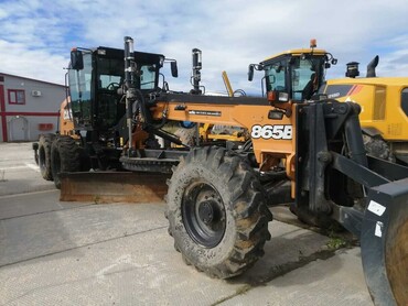 CASE 865B