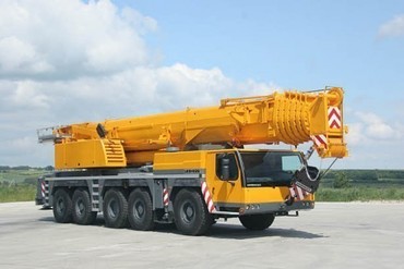 LIEBHERR LTM 1300