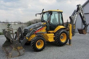 Volvo BL71B