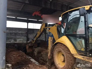 CAT 428F