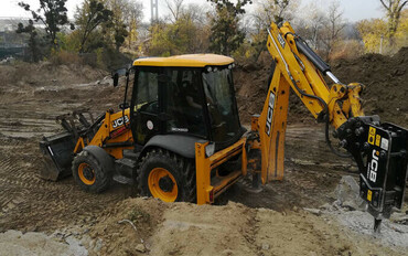 JCB